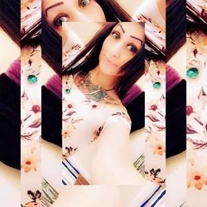 Meet your Posher, Loraine